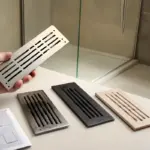 Griglia doccia: come sceglierla in base allo spazio e ai materiali del tuo bagno